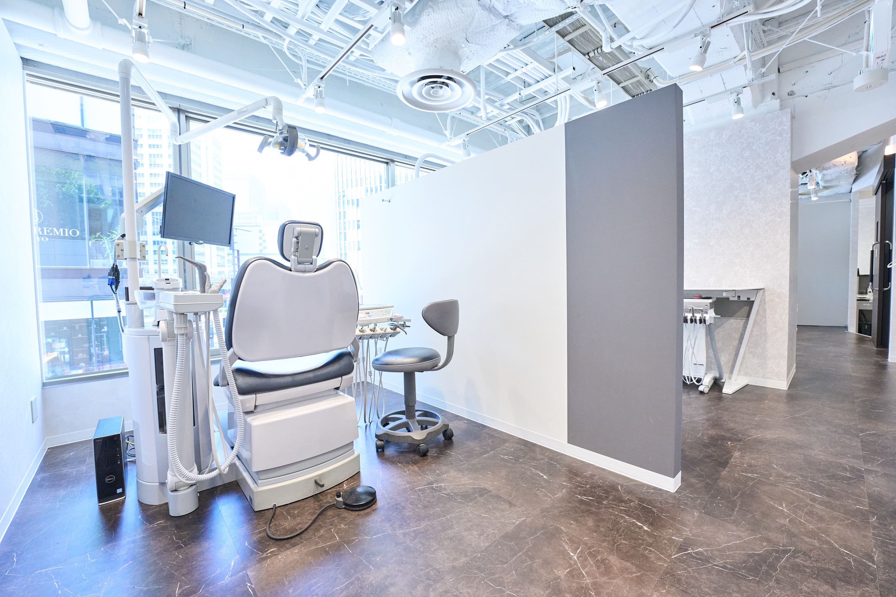 体に優しい審美歯科